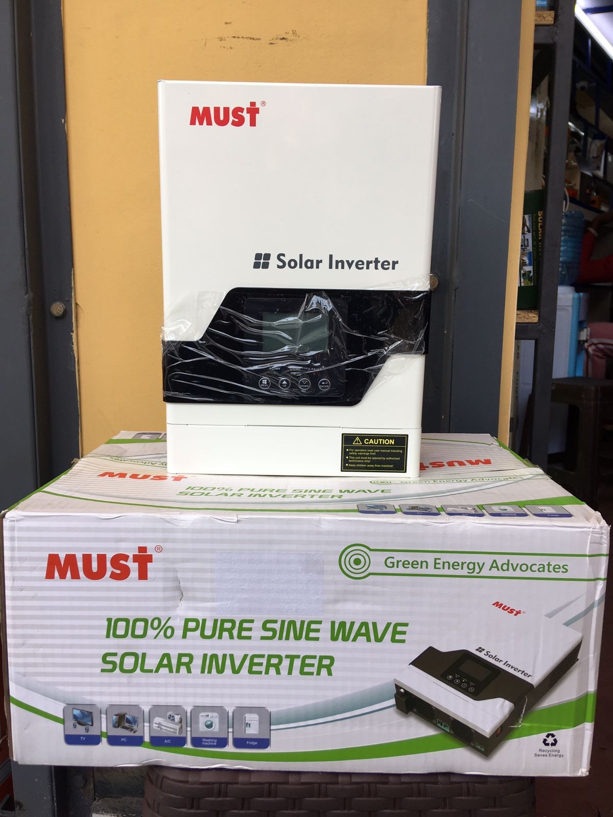 Must 2KVA Hybrid Inverter
