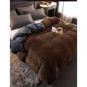 Velvet 6x7 Velvet Duvet With One Bedsheet And Two Pillow Cases