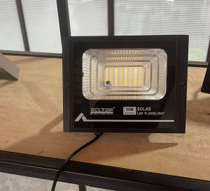 Solar led floodlight 50w