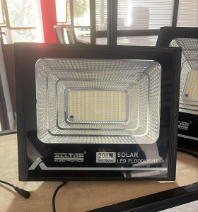 Alltop 200w solar led floodlight