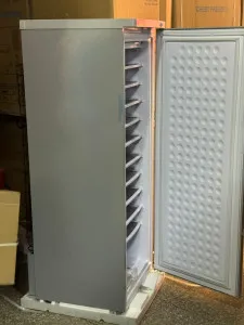 Solarpex DC Ice Maker – Solar-Compatible, Energy-Efficient Ice Machine for Off-Grid & Mobile Cooling Needs